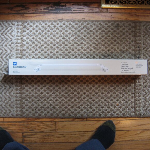 Medline Guardian 24” (61 Cm) Knurled Chrome Grab Bar 1Ct New In Box - Picture 2 of 3